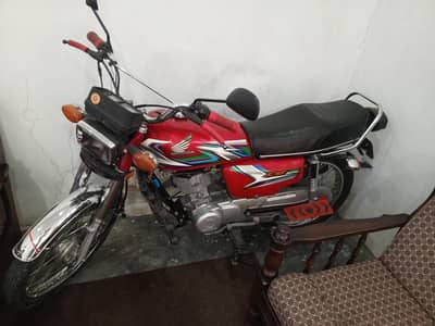 125 Bike 2023 Available in Kalabat Swabi