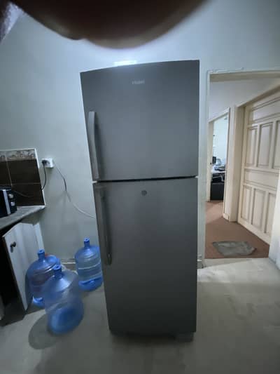 Haier Refrigerator HRF-336 (12-13 Cubic Feet) top-mount refrigerator