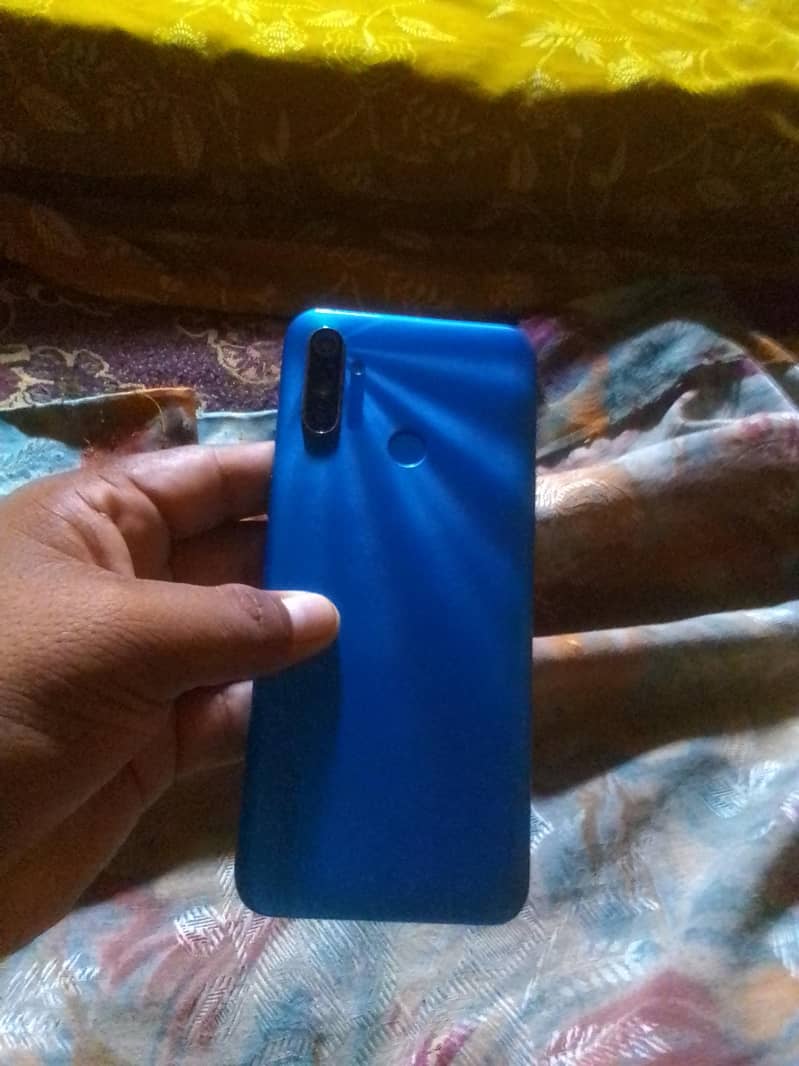 Realme C3 7