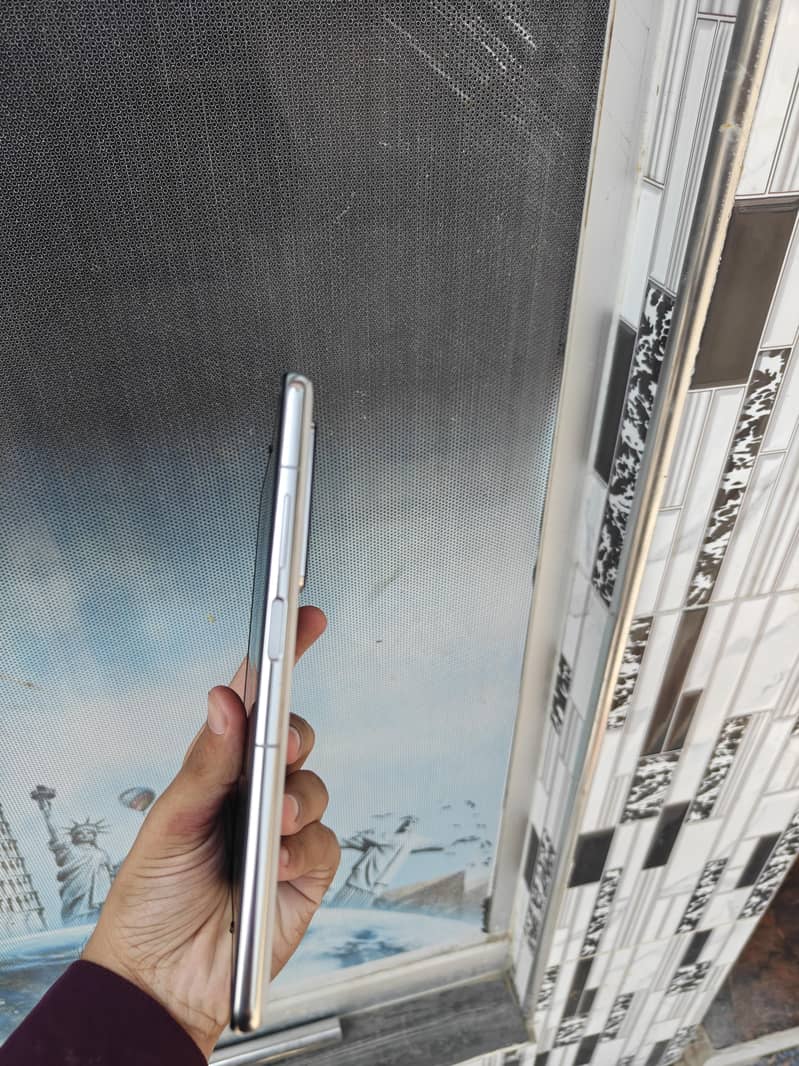 Huawei Mate X2 2