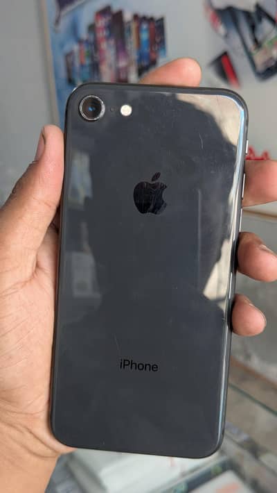 Apple iPhone 8 capacity 64