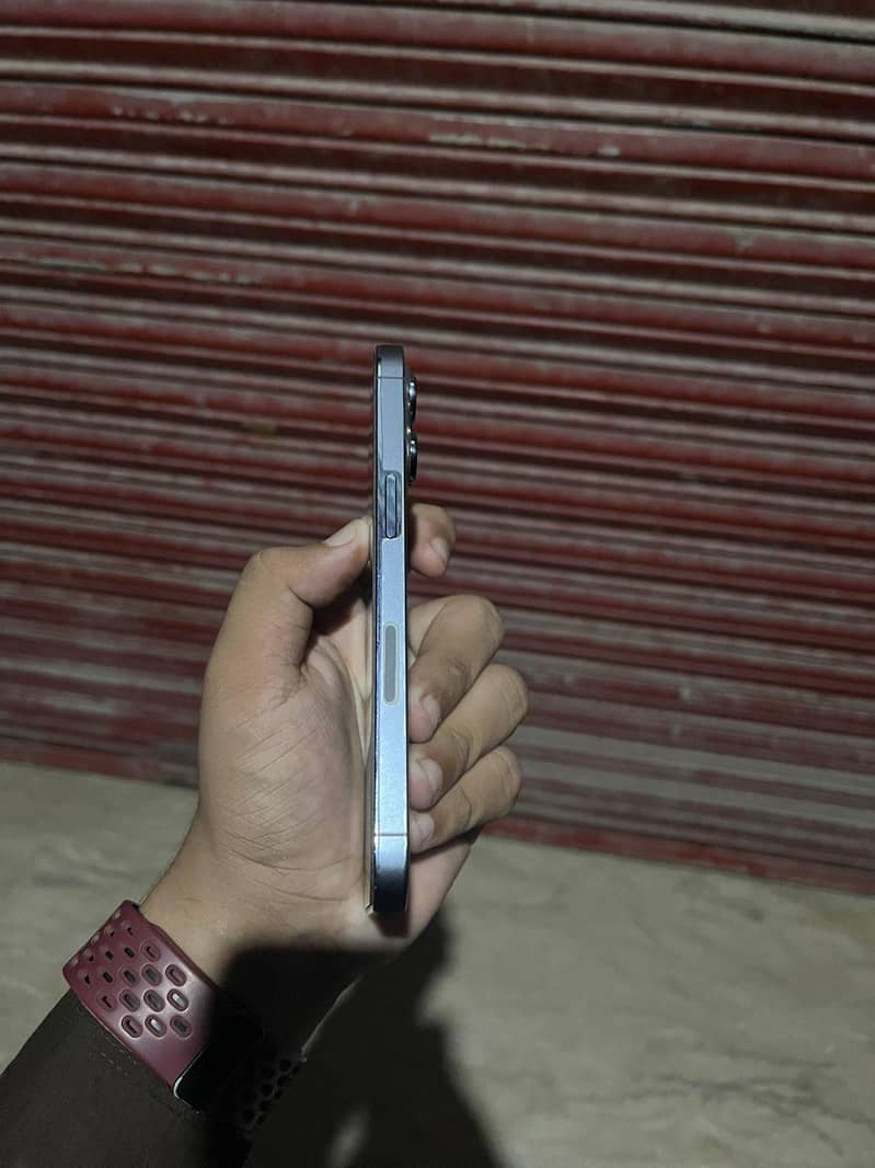 Apple iPhone 13 Pro 1