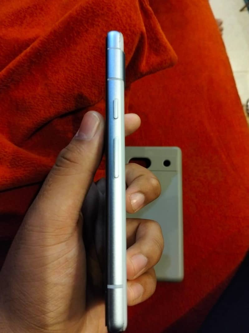 Google Pixel 7a 3