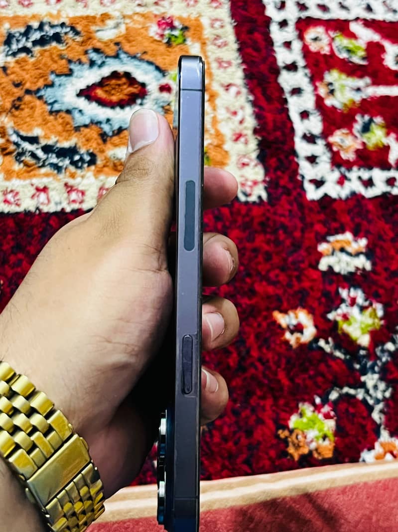 Apple iPhone 14 Pro Max 5
