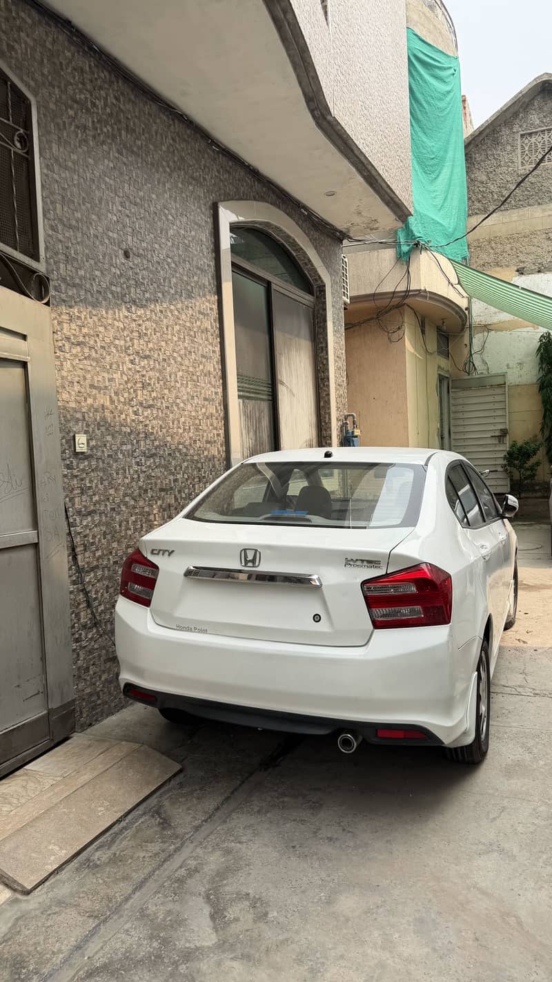 Honda City 2016 4