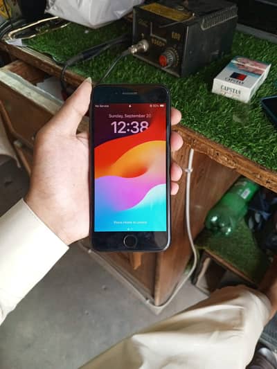 Apple iPhone SE 2020