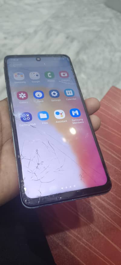 Samsung a51 available 6 128 best for pubg 60fps