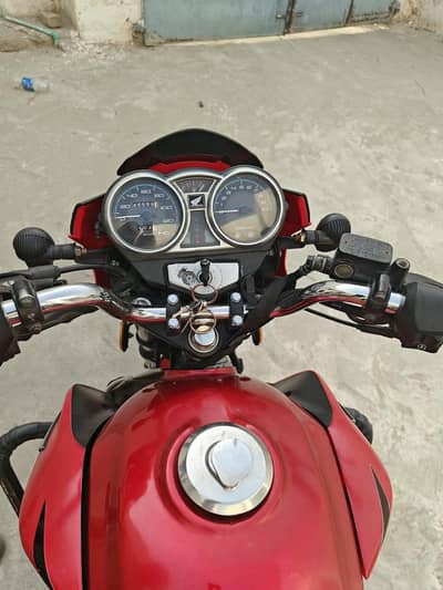 Honda cb150f . . contact 03455918869