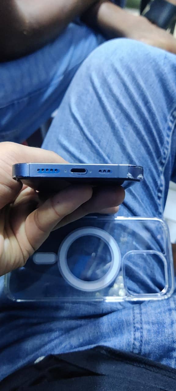 Apple iPhone 13 Pro 3