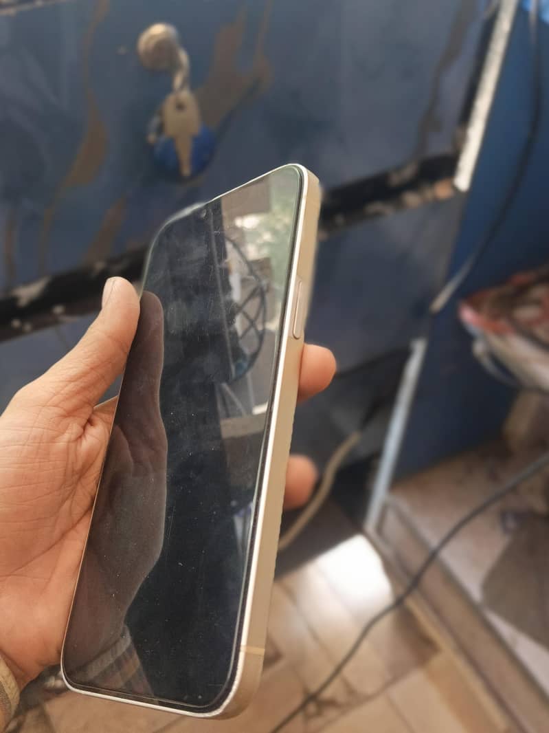 Apple iPhone 14 plus 2