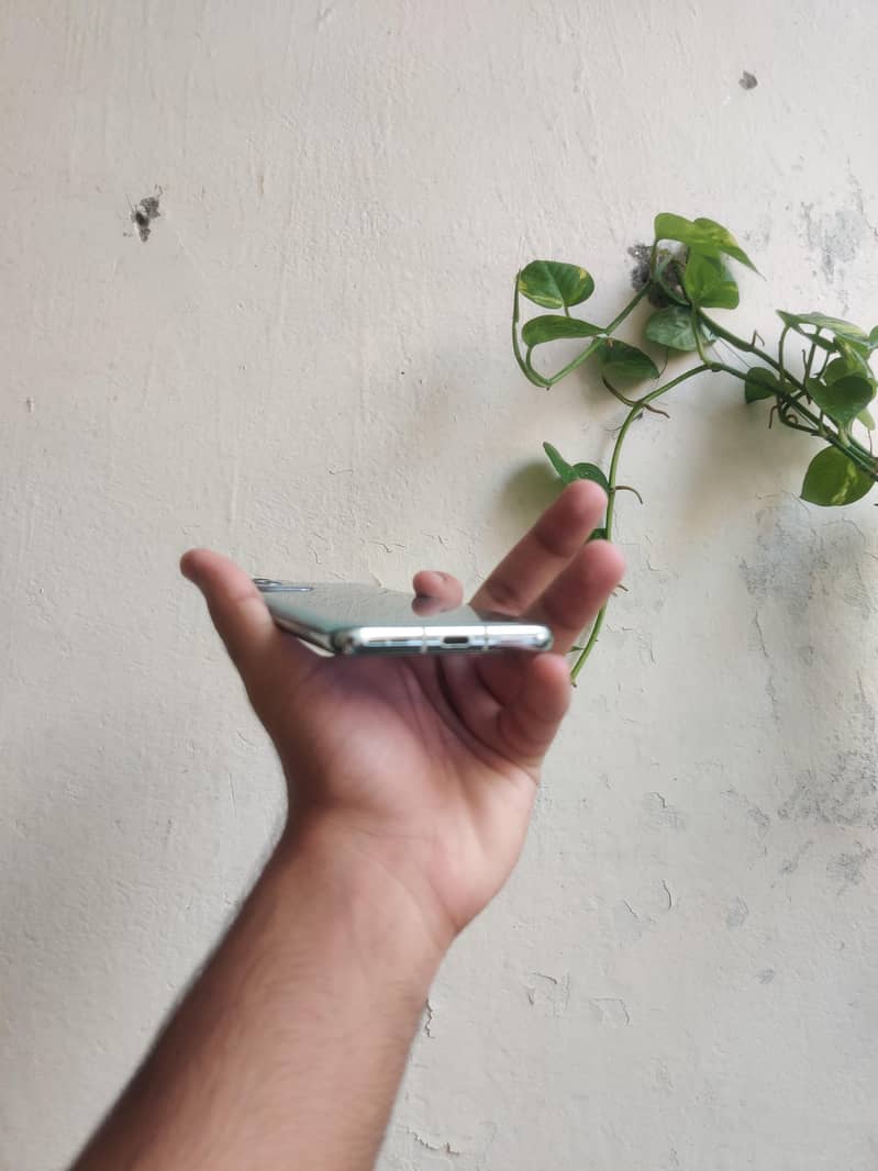 One Plus 9 Pro 3