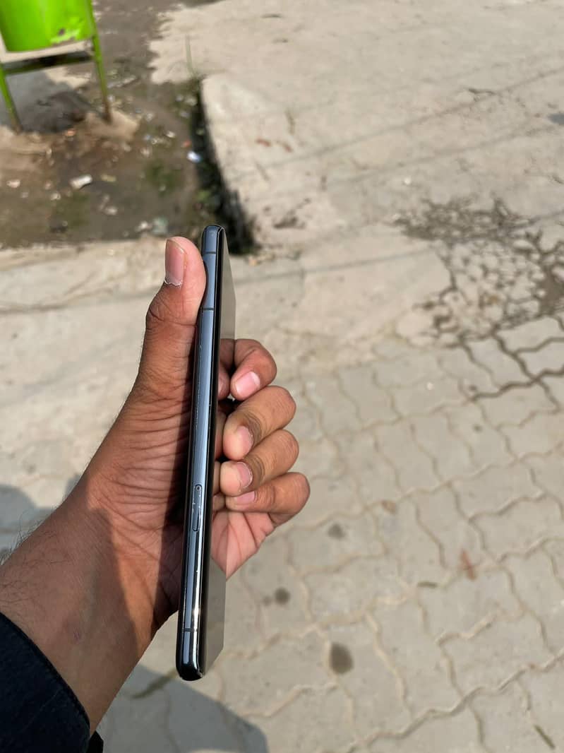 Google Pixel 7 Pro 4