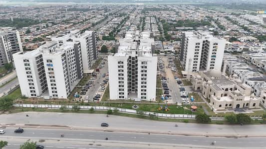 4 Bed Flat For Sale in Askari 10 | Investor Rate | Urgent Sale