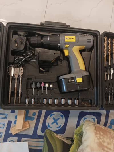 Cougar 18V Cordless Hammer Drill Machine Complete Tool Kit