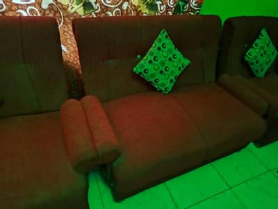 6 seater red attractive look
