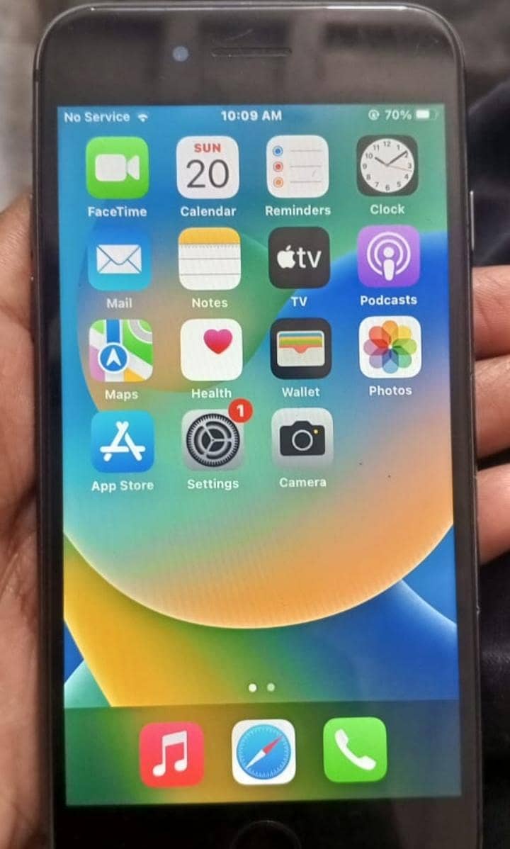 Apple iPhone 8 1