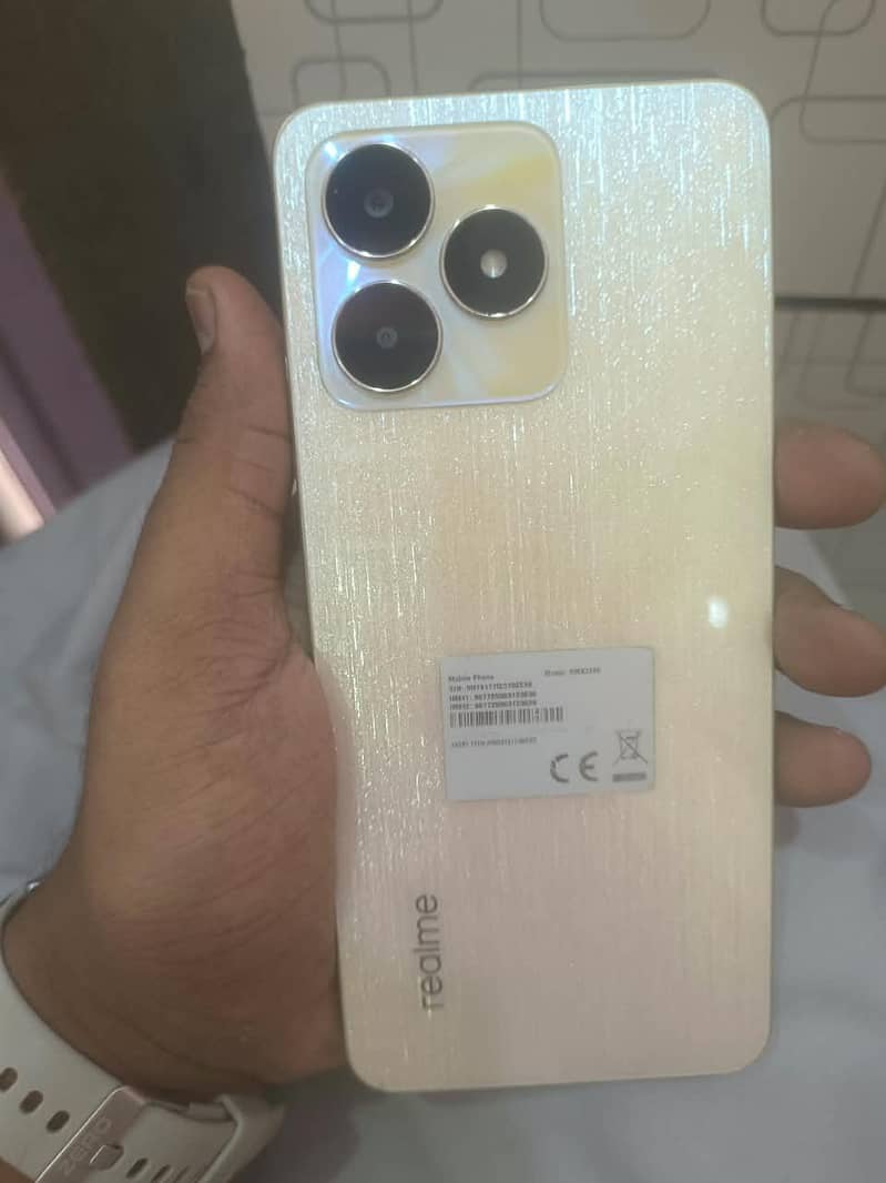 Realme C53 2