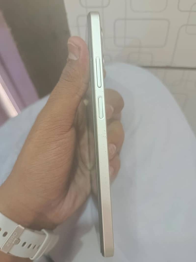 Realme C53 3