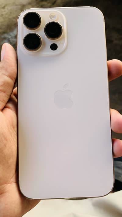 Apple iPhone 16 Pro Max