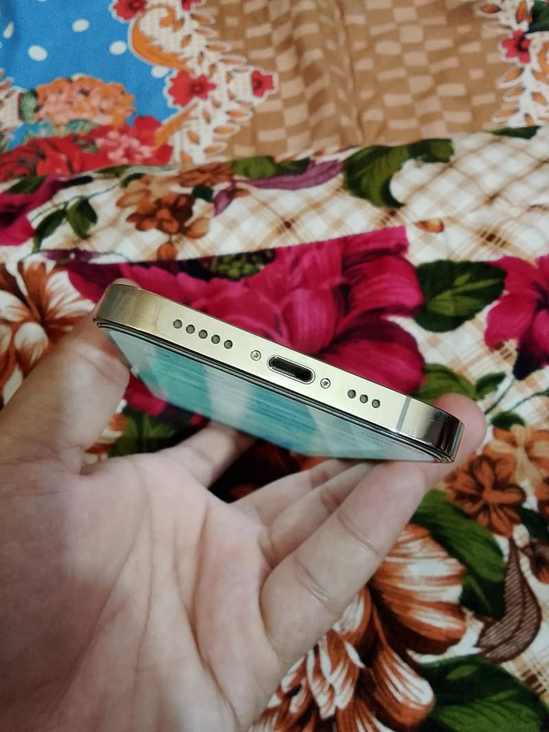 Apple iPhone 12 Pro 7