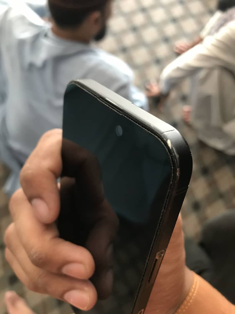 Apple iPhone 15 5