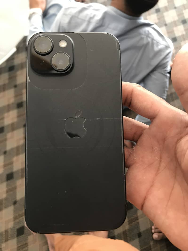 Apple iPhone 15 6