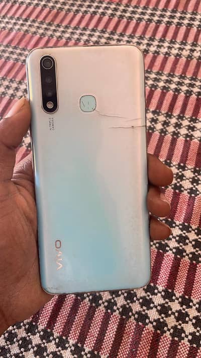 Vivo Y19 4/128 exchange possible with good phone