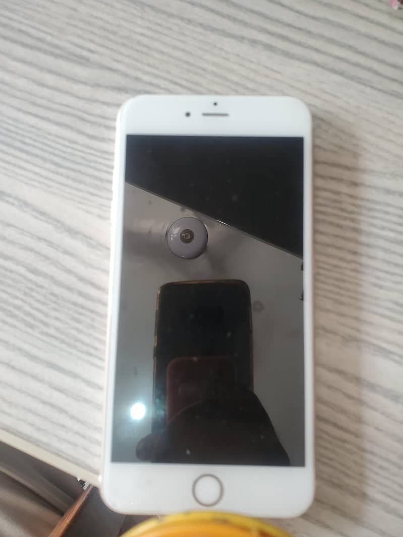 Apple iPhone 6 Plus 0