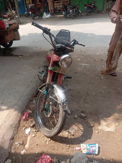 bike for sale complete chaalu halat me hy