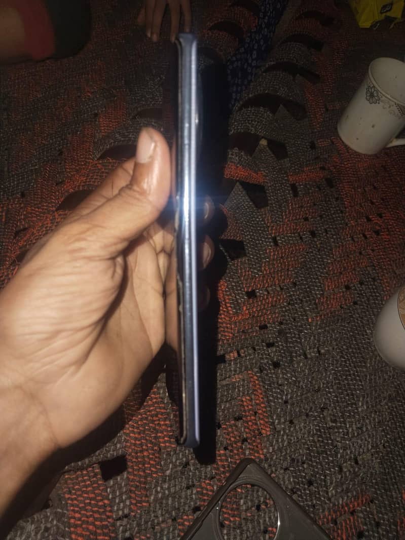 Tecno CAMON 30S 1