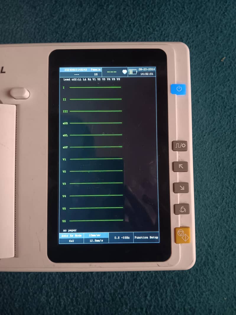 ECG MACHINE 0
