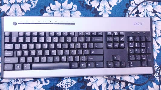 Acer KU-0355 Multimedia Desktop USB Keyboard.
