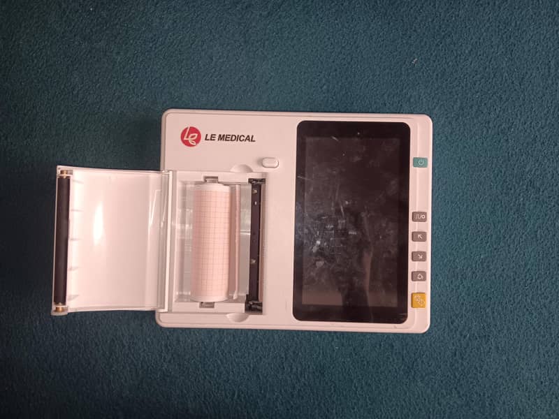 ECG MACHINE 1