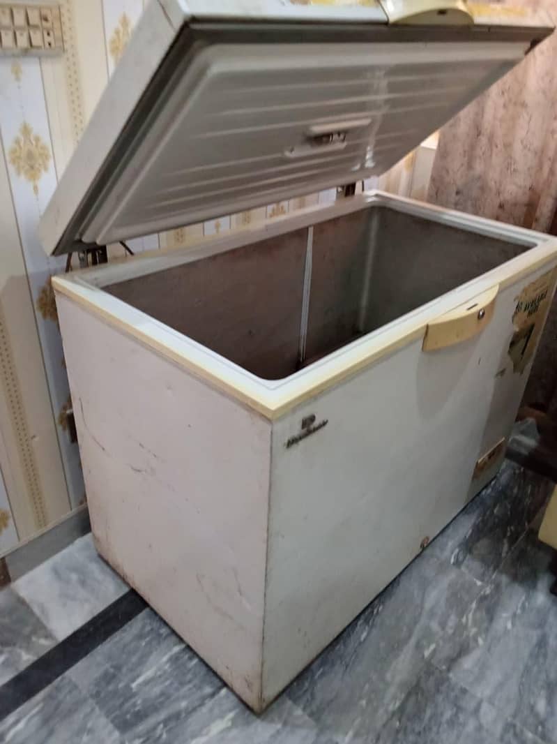Freezer Good Condition 0