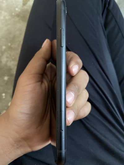 Apple iPhone XR