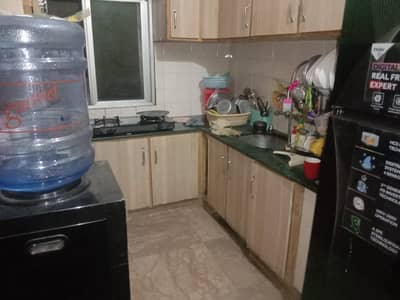 3MARLA FULL HOUSE FOR RENT IN ITTEHAD COLONY ALLAMA IQBAL TOWN