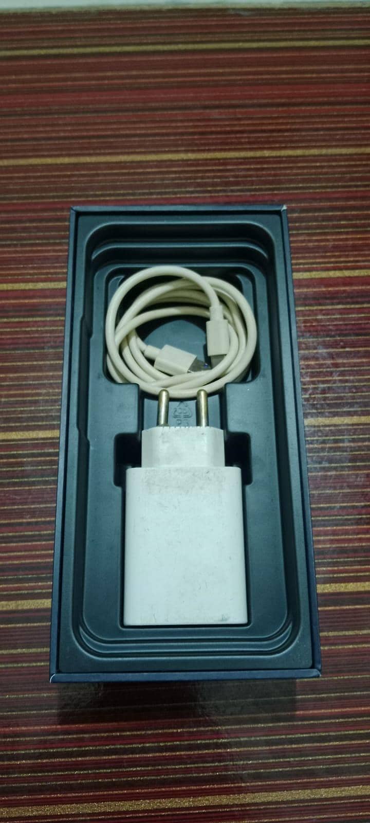 Vivo V21e 4