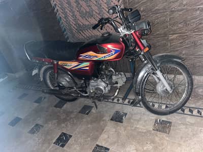 Honda cd 70 neat and clean