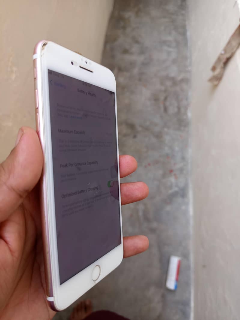 Apple iPhone 7 Plus 2