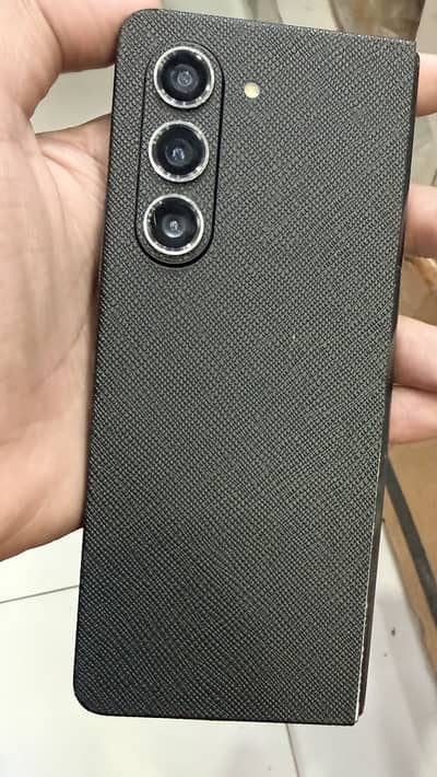Samsung Galaxy Z Fold 5