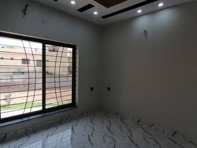 A 3 Marla Upper Portion Located In Jubilee Town - Block C Is Available For rent