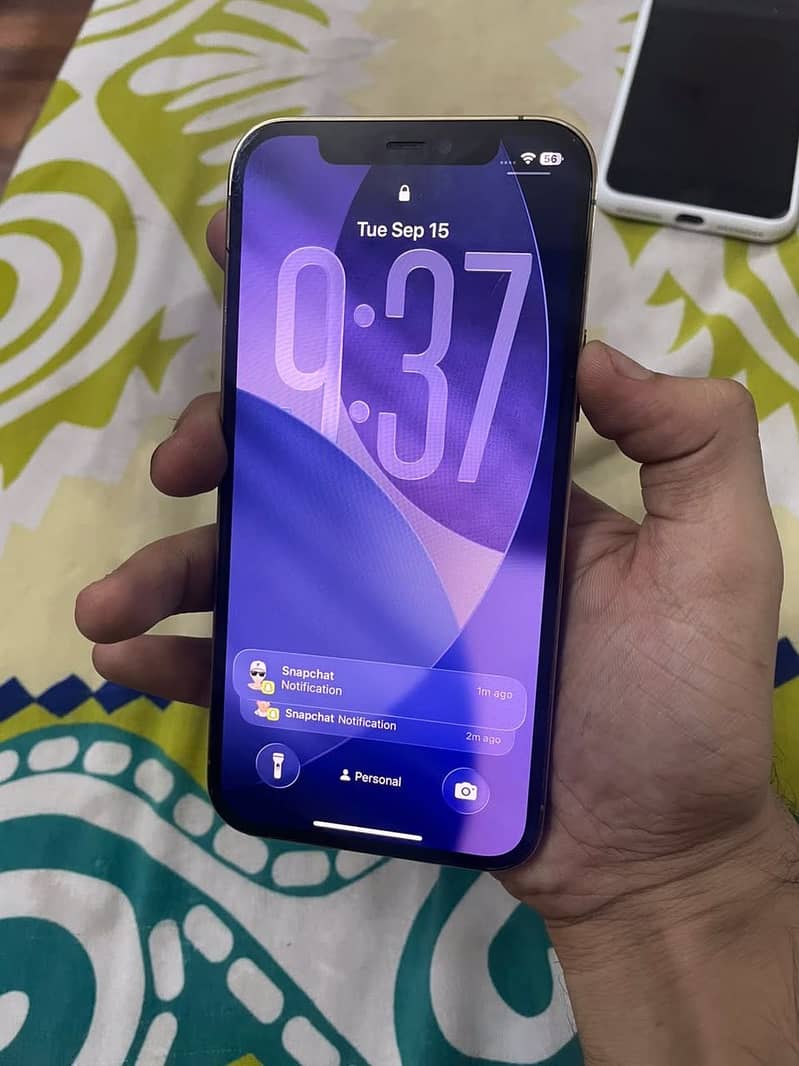 Apple iPhone 12 Pro 2