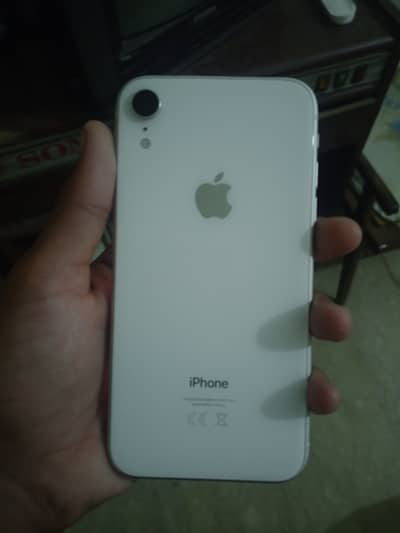 Apple iPhone XR
