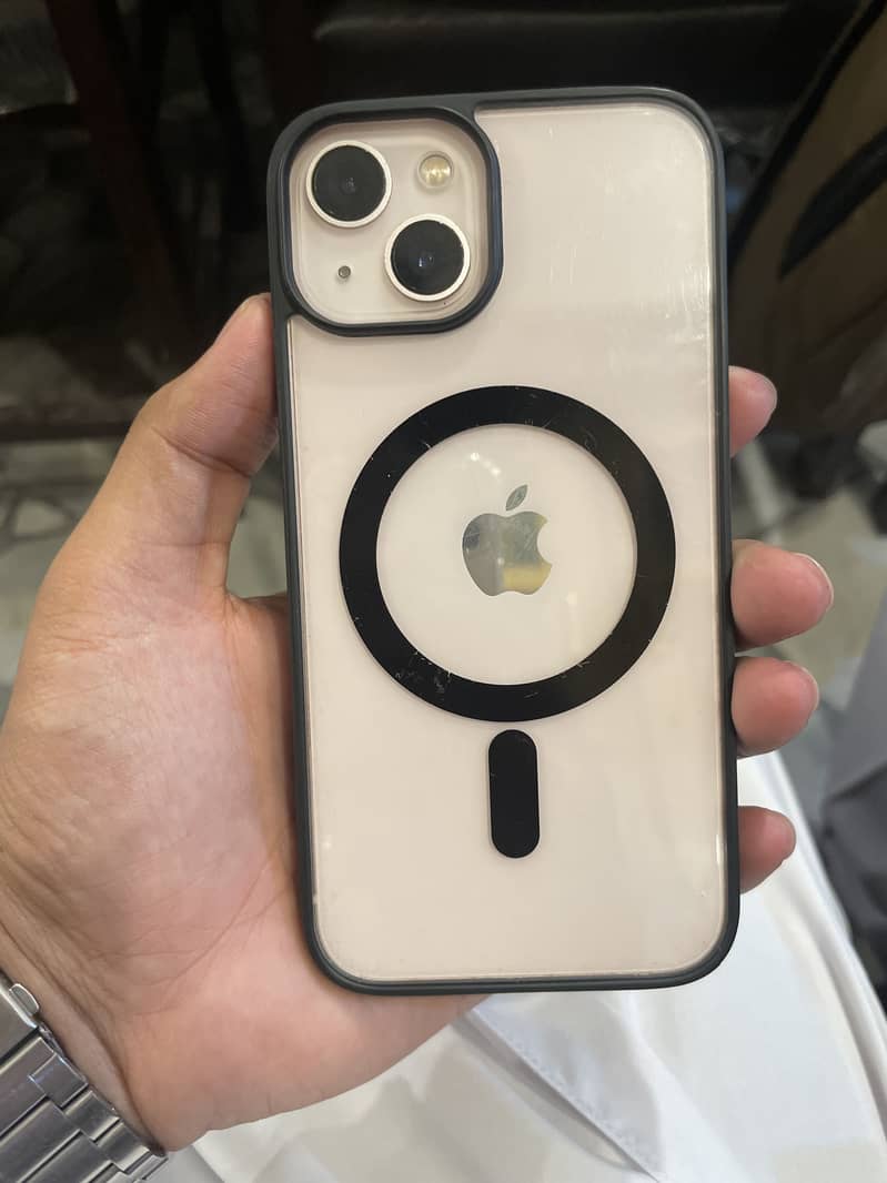 Apple iPhone 13 0
