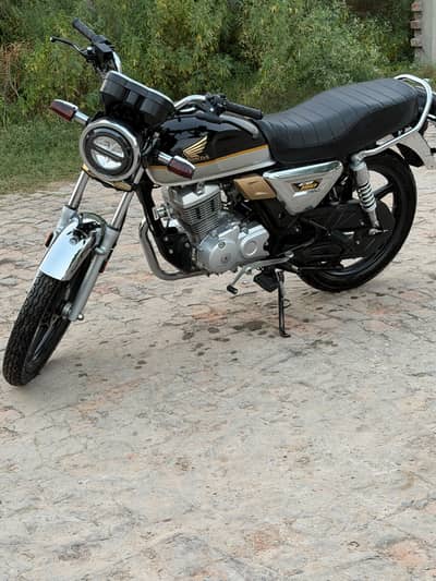 CG125
