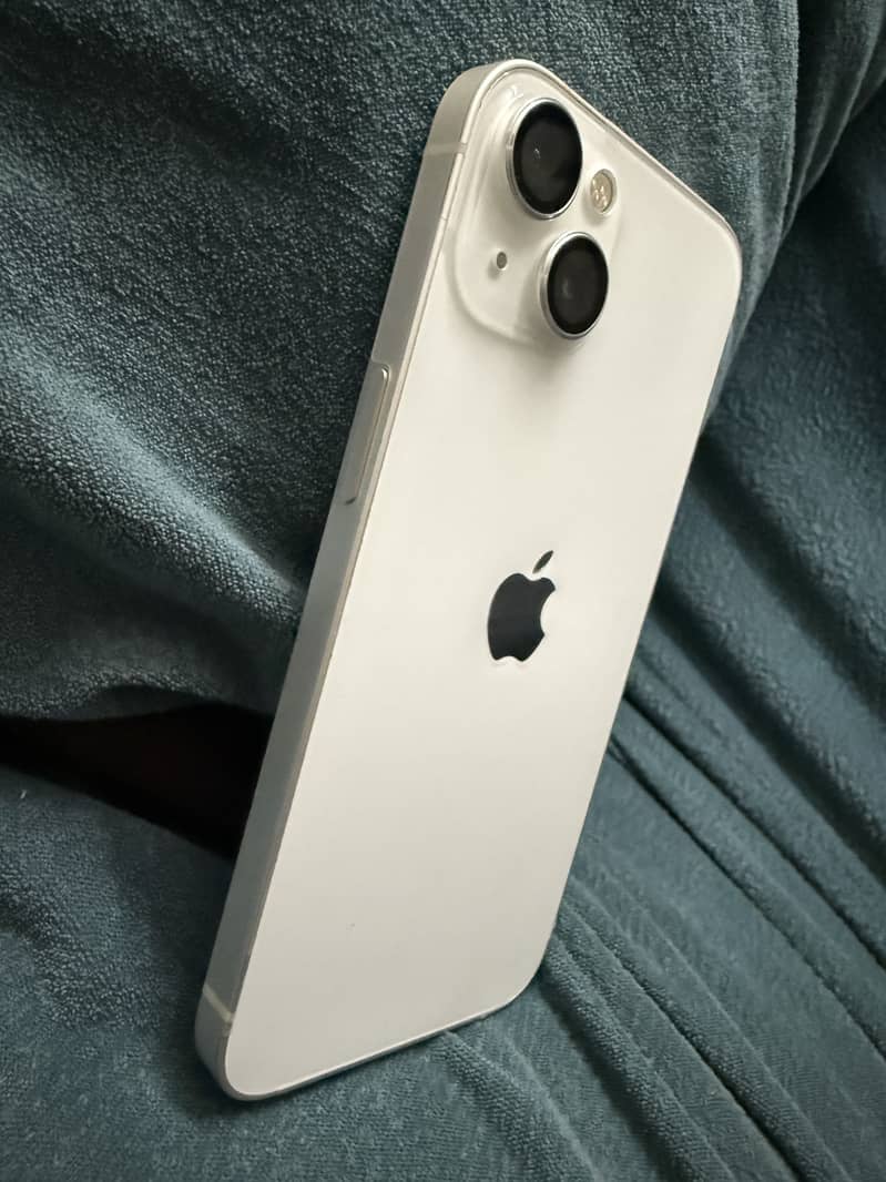 Apple iPhone 13 3