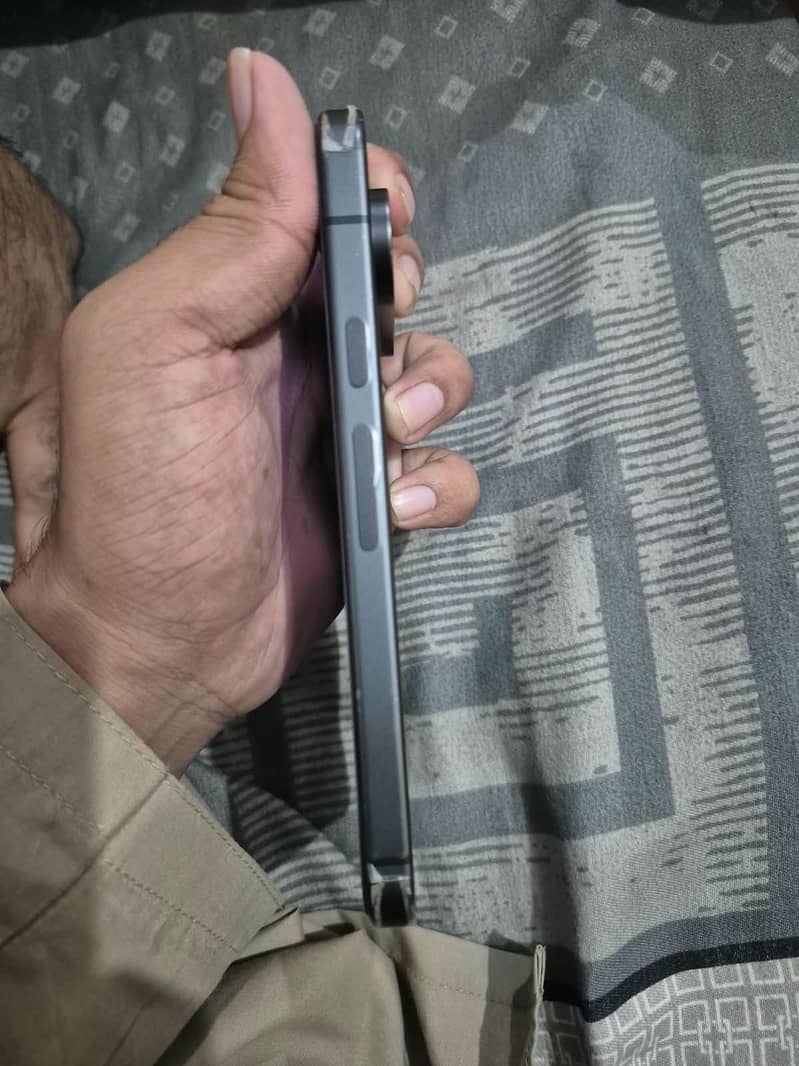 Google Pixel 9 2