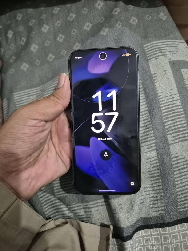 Google Pixel 9 4
