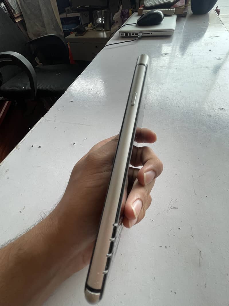 BlackBerry KEYone 4