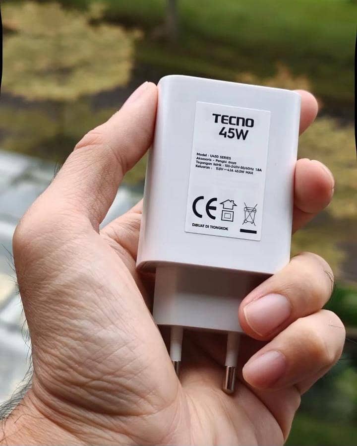 Tecno CAMON 15 Pro 7